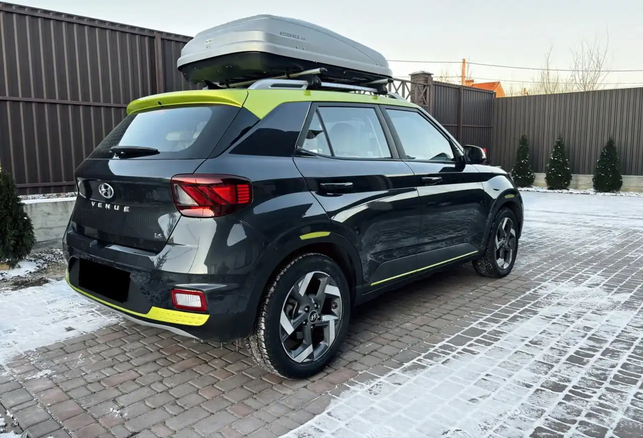 Hyundai Venue 2021 кроссовер