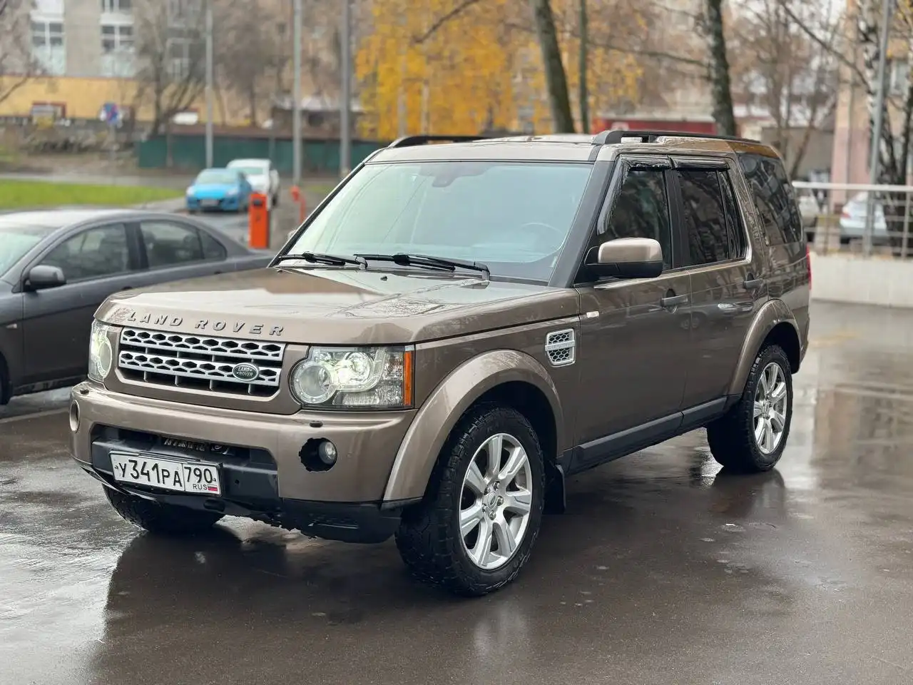 Land Rover Discovery 4 рестайлинг 2013 года