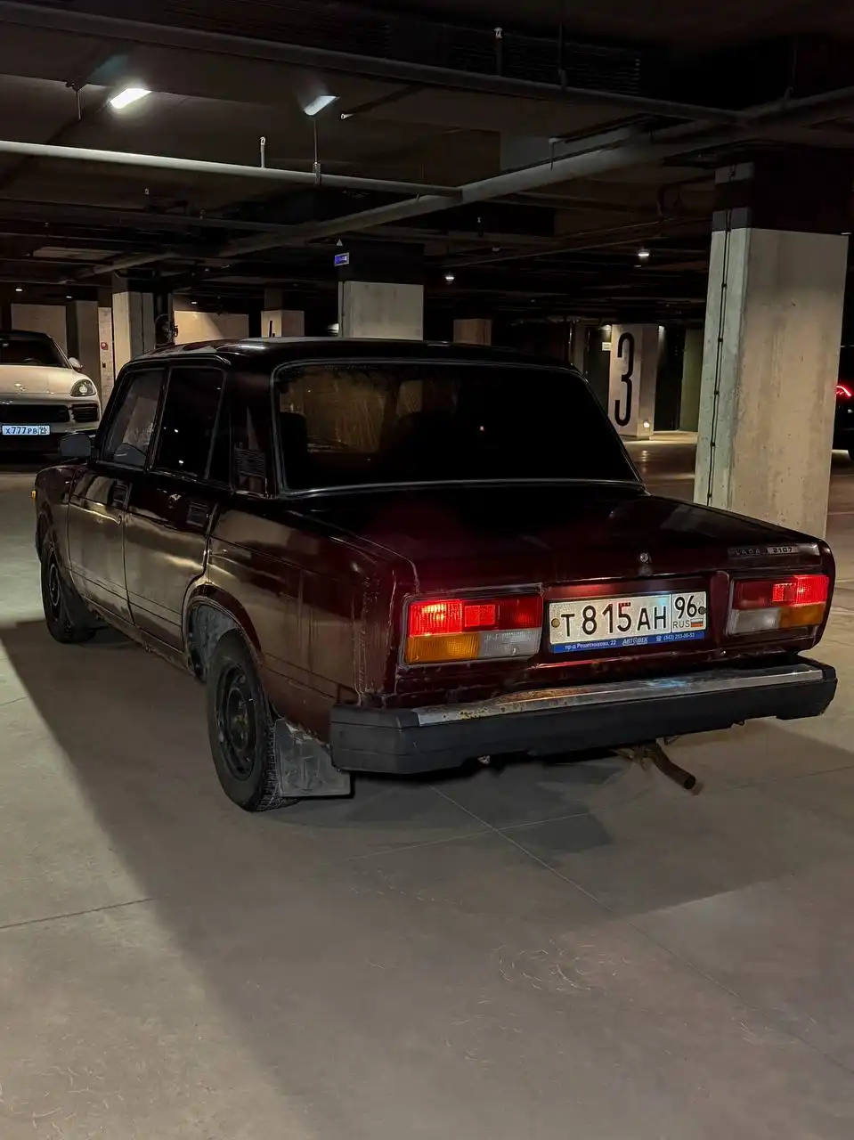 Продажа ВАЗ 2107 2011 года красного цвета