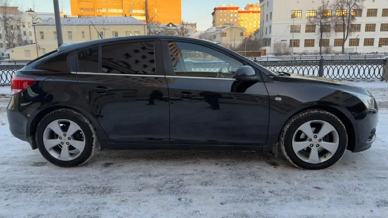 Продажа Chevrolet Cruze 2012 года с заменённым мотором и АКПП - Легковые автомобили (Авто) в Москва
