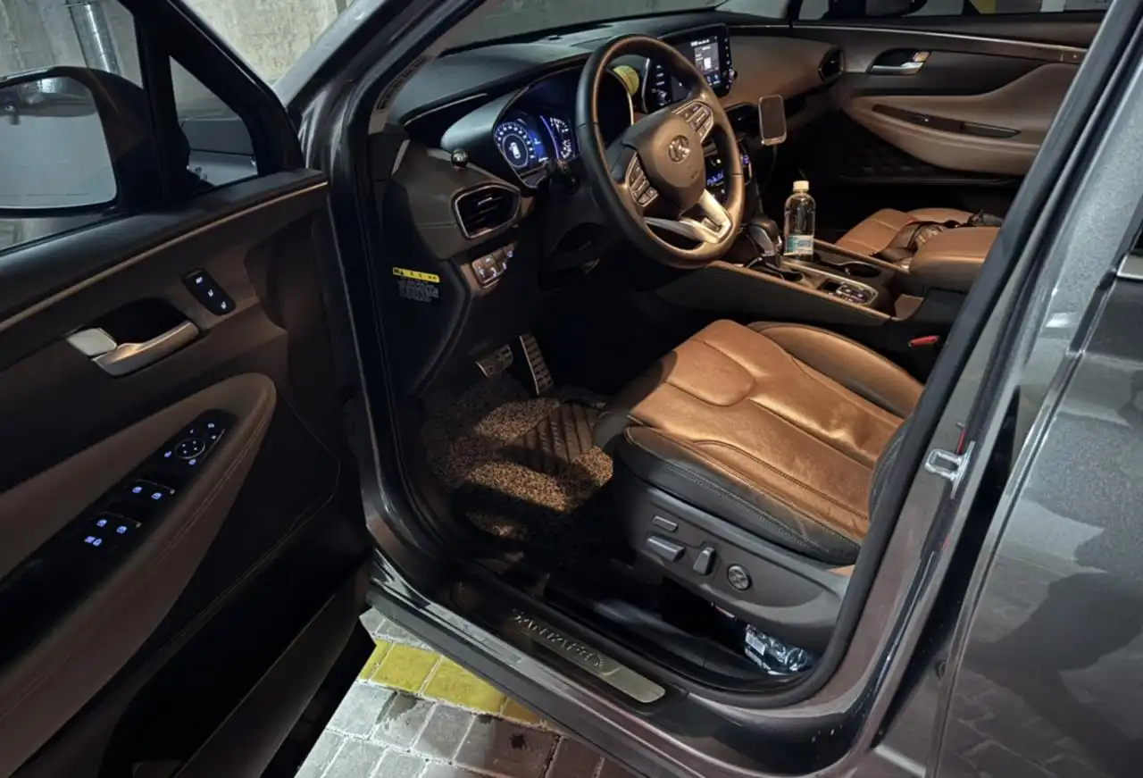 Hyundai Santa Fe IV 2019 дизель 2.2 200 л.с. - Кроссоверы/SUV (Авто) в Санкт-Петербург