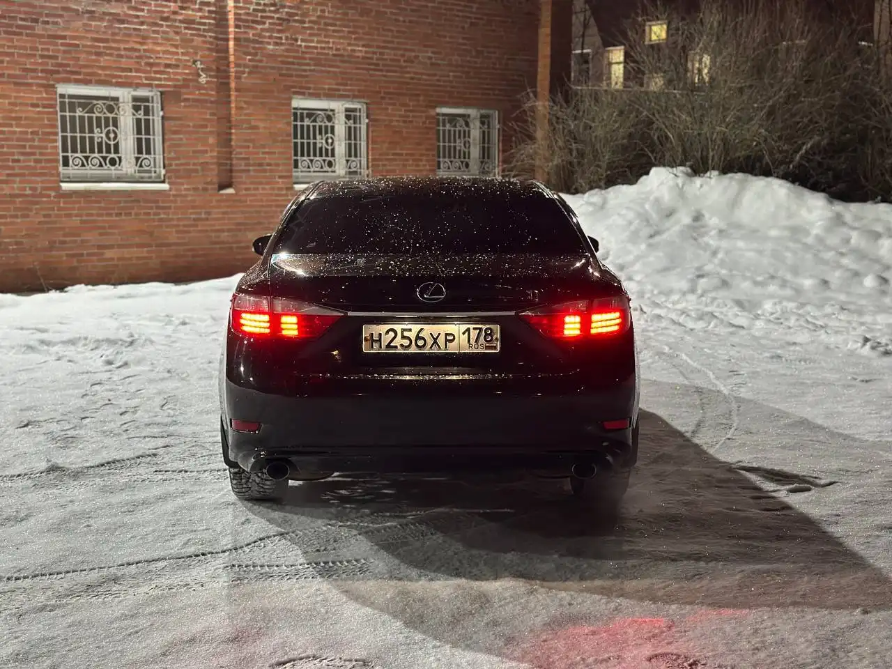 Продажа Lexus ES 2012 года выпуска - Легковые автомобили (Авто) в Санкт-Петербург