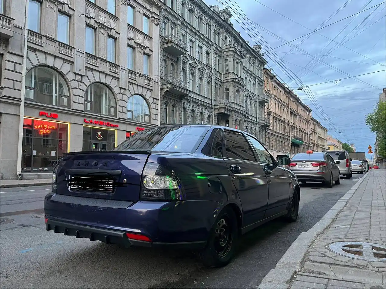 Продажа автомобиля с потолком алькантара и газовым оборудованием - Авто в Санкт-Петербург