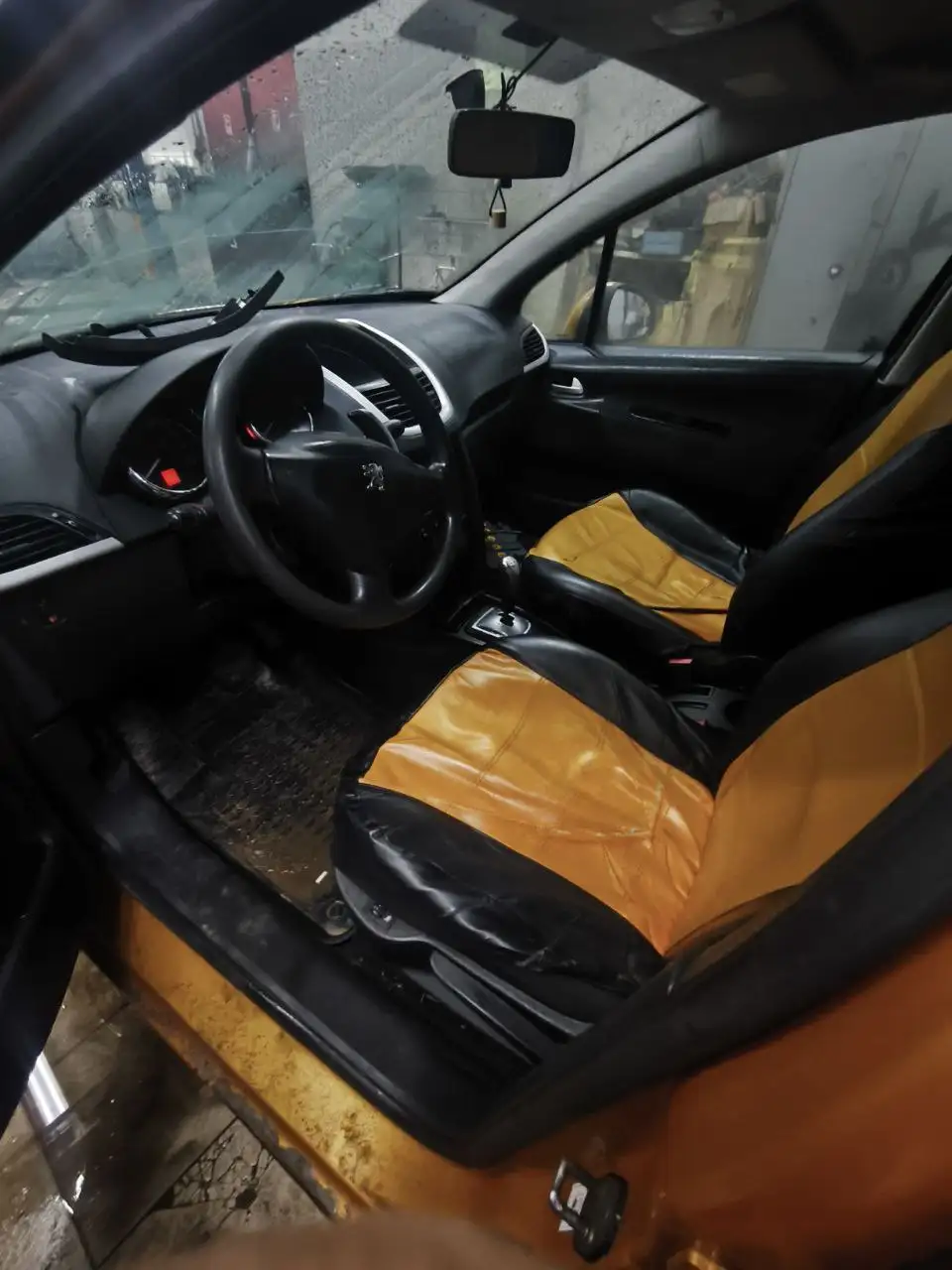 Продажа Peugeot 207 1.4 робот 2008 года - Легковые автомобили (Авто) в Санкт-Петербург