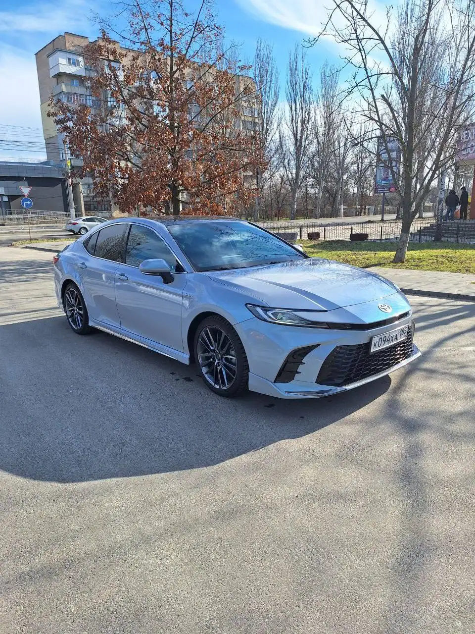 Продажа Toyota Camry 2024 года, 2.0 гибрид, 50 тыс. км - Авто в Санкт-Петербург