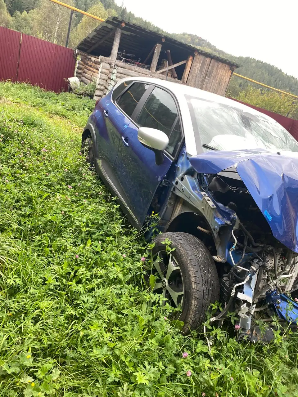 Renault Kaptur 2021 года с повреждениями - Авто в Уфа