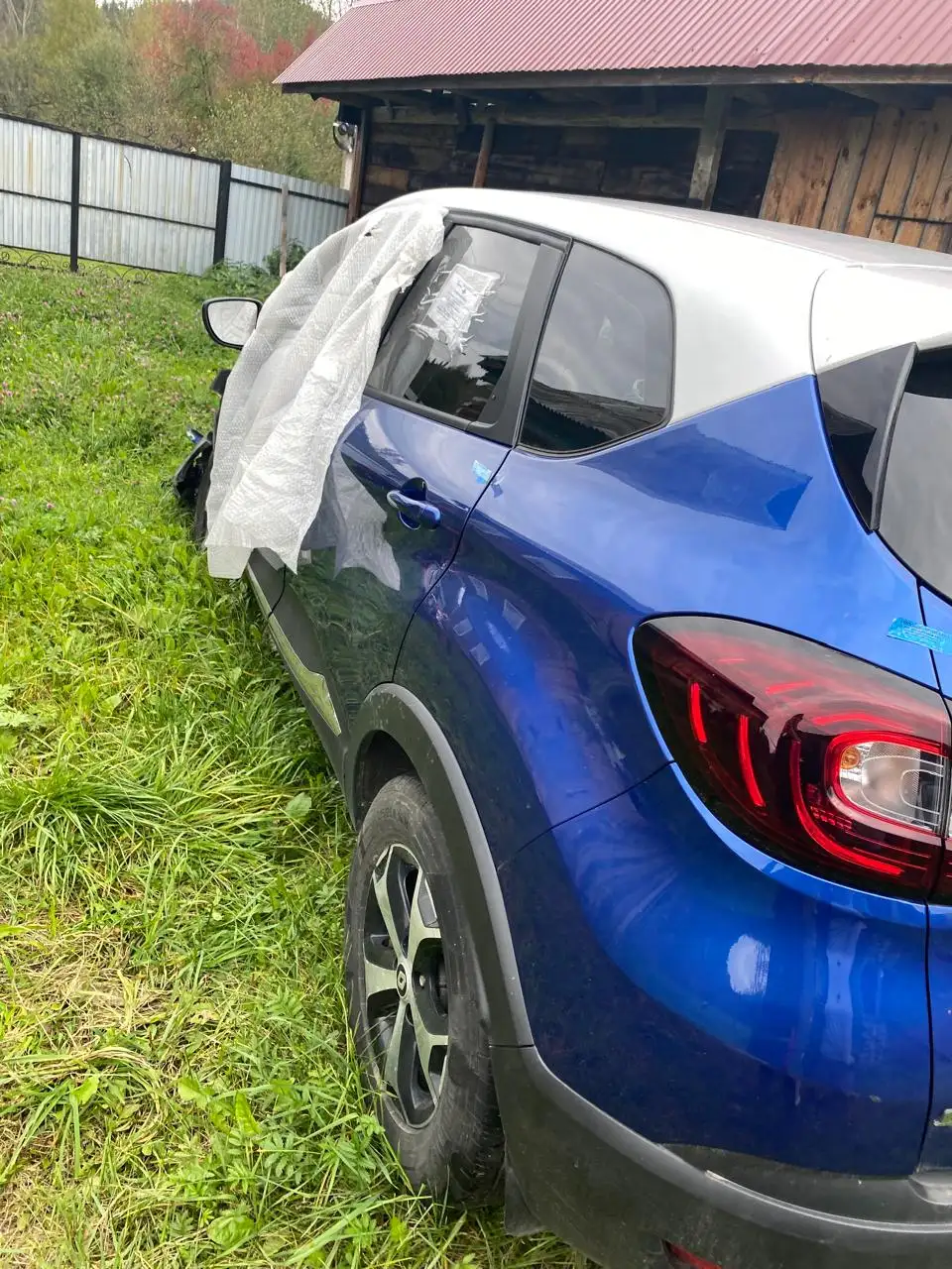 Renault Kaptur 2021 года с повреждениями - Авто в Уфа