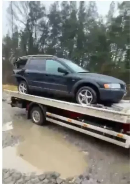 Volvo XC70 2004 года с пробегом 200 тыс. км - Микроавтобусы в Москва