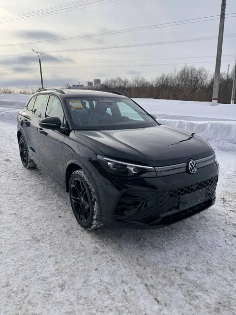 Volkswagen Tiguan L Pro 2025 максимальная комплектация - Внедорожник в Чебоксары