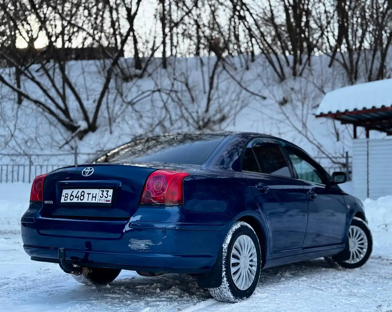 Toyota Avensis 2005 года с бензиновым двигателем 1.8 и механической коробкой передач - Авто в Санкт-Петербург