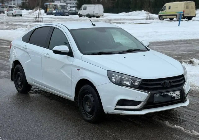 Продажа Lada Vesta 2017 года в Санкт-Петербурге - Минивэны/MPV в Санкт-Петербург