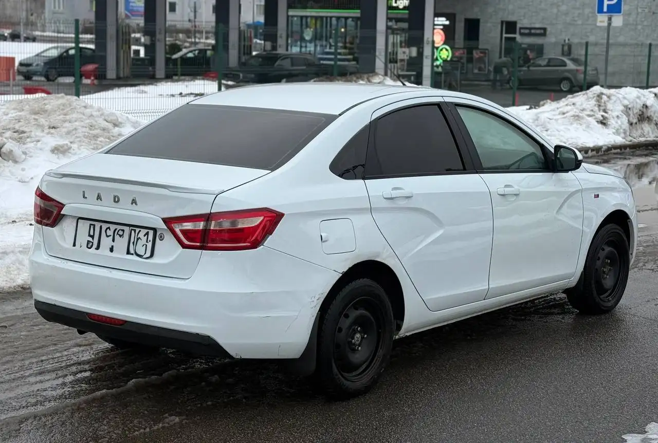 Продажа Lada Vesta 2017 года в Санкт-Петербурге - Легковые автомобили (Авто) в Санкт-Петербург