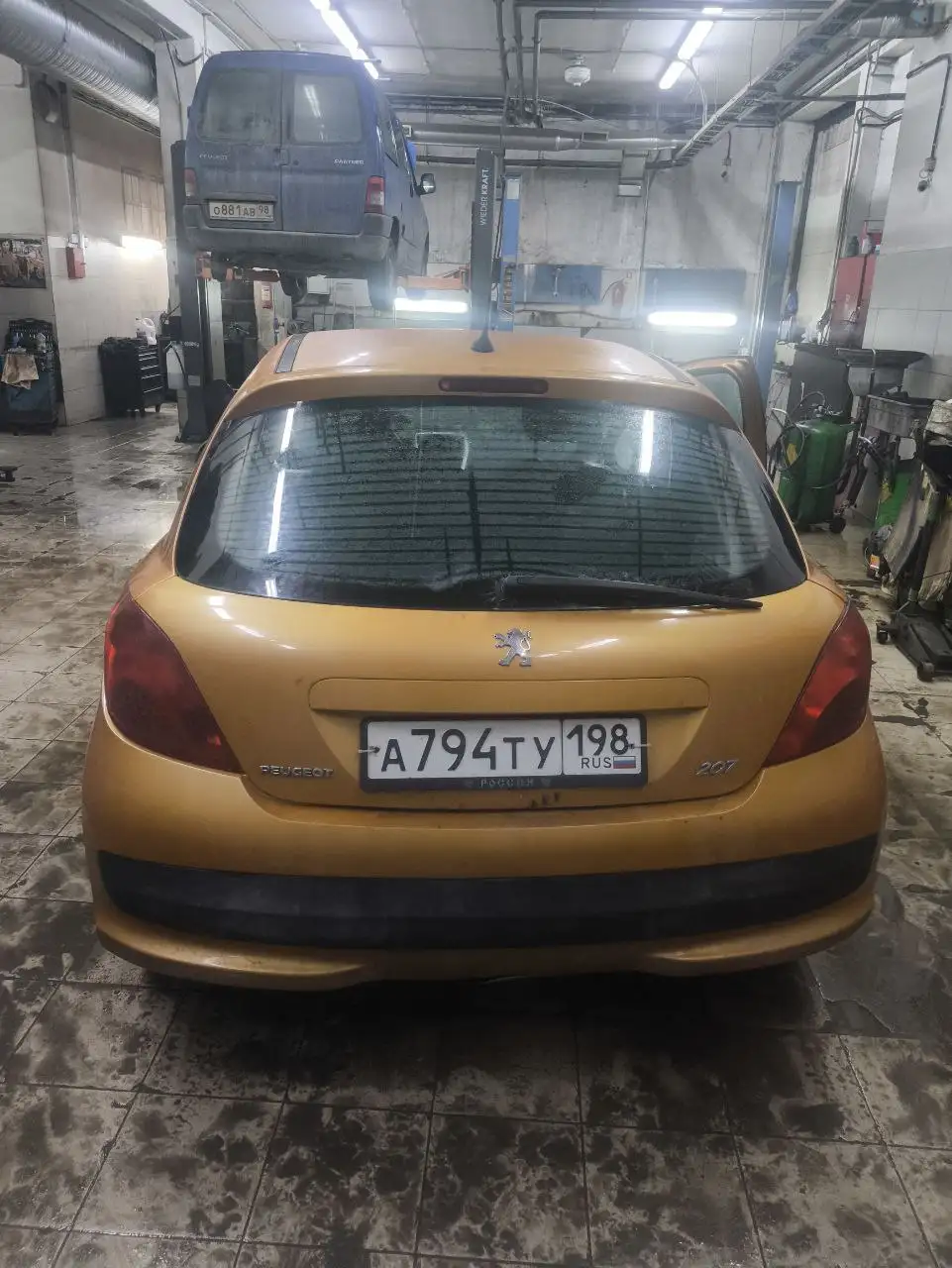 Продажа Peugeot 207 1.4 Робот - Авто в Санкт-Петербург