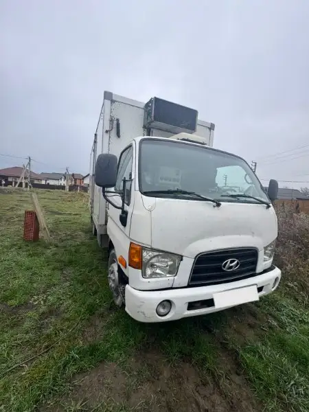 Hyundai HD 2012 года - Грузовики (Авто) в Санкт-Петербург