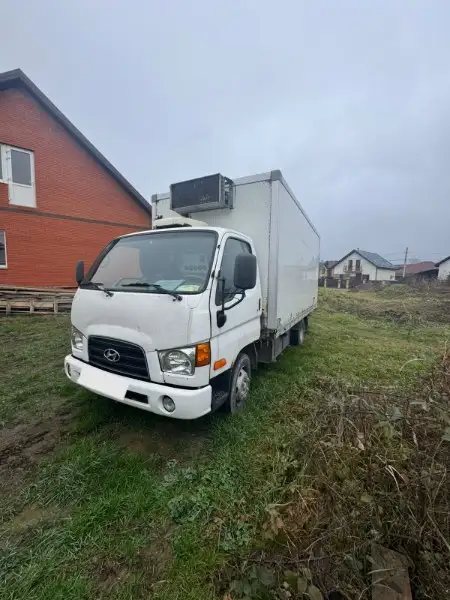 Hyundai HD 2012 года - Грузовики (Авто) в Санкт-Петербург