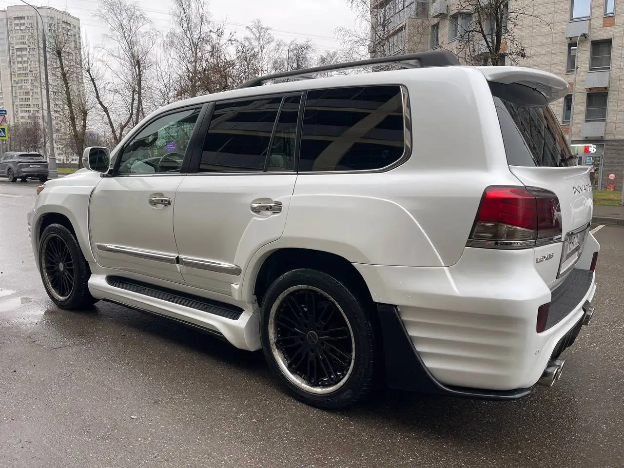 Lexus LX570 2013 года в Москве - Внедорожники (Авто) в Москва