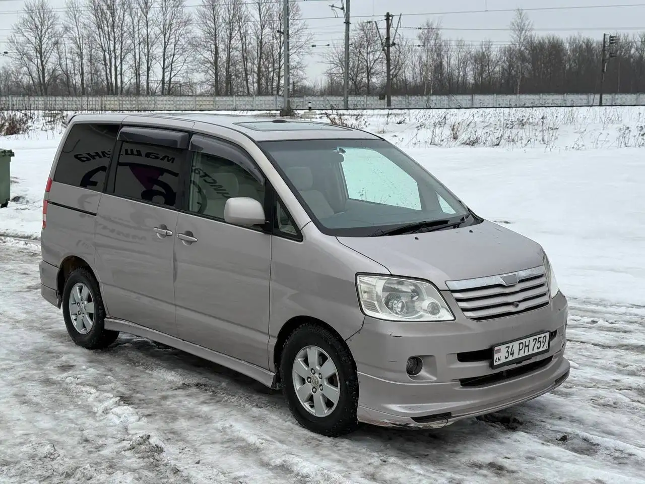 Продажа Toyota Noah 2006 года - Авто в Санкт-Петербург