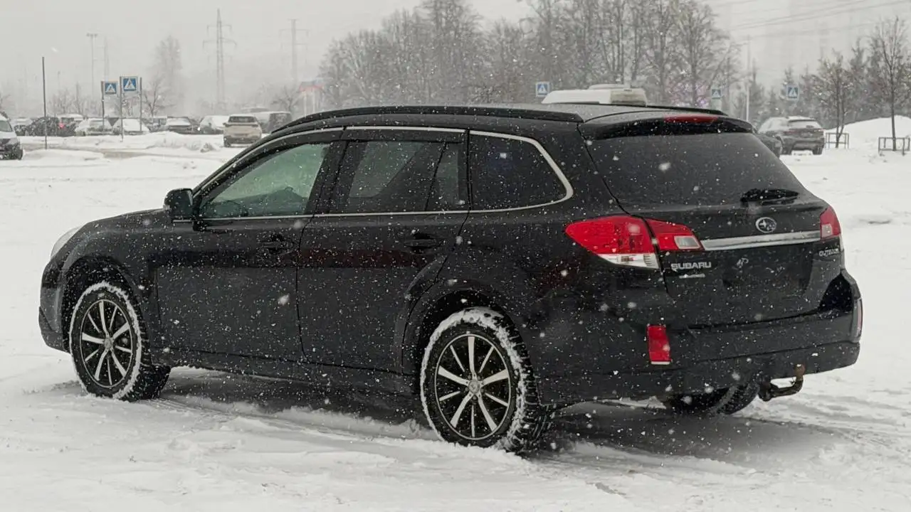 Продажа автомобиля Subaru Outback 2010 года - Легковые автомобили (Авто) в Санкт-Петербург