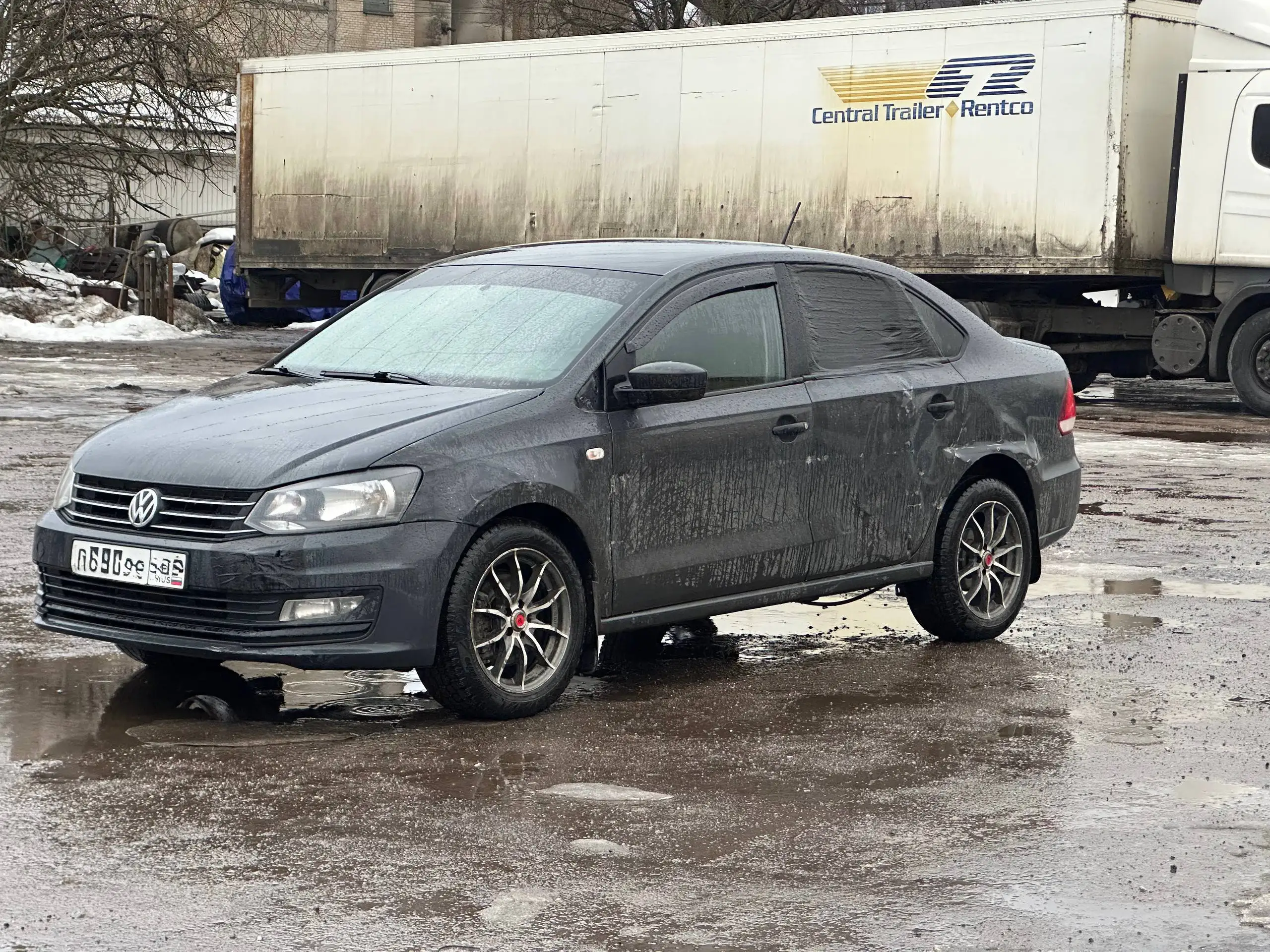 Volkswagen Polo 2016 1.6 МТ - Авто в Санкт-Петербург