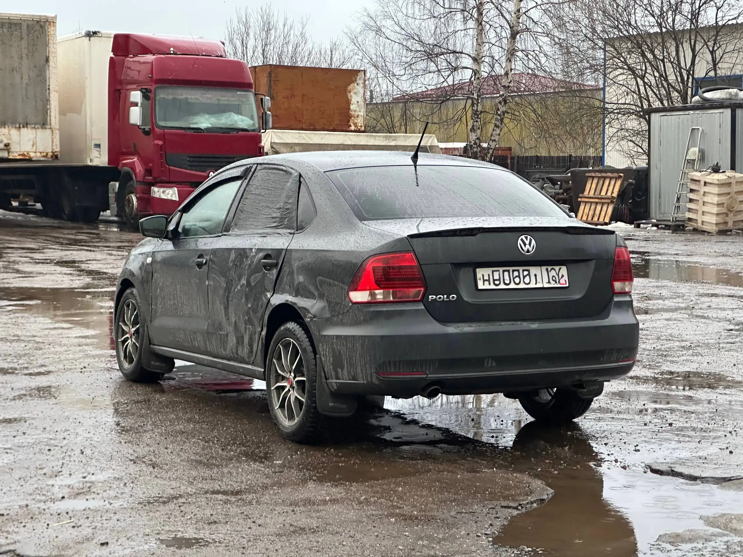 Volkswagen Polo 2016 1.6 МТ - Авто в Санкт-Петербург