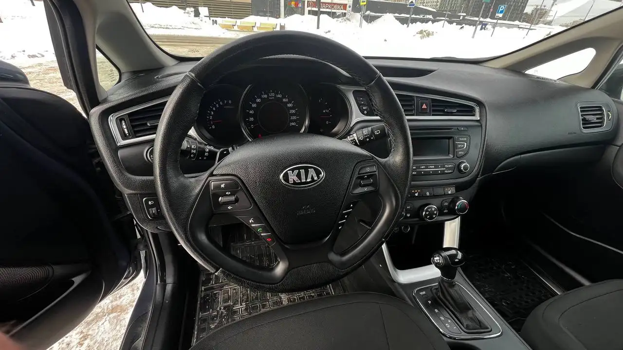 Продажа автомобилей Kia Ceed 2018 и Volkswagen Polo 2019 - Легковые автомобили (Авто) в Казань