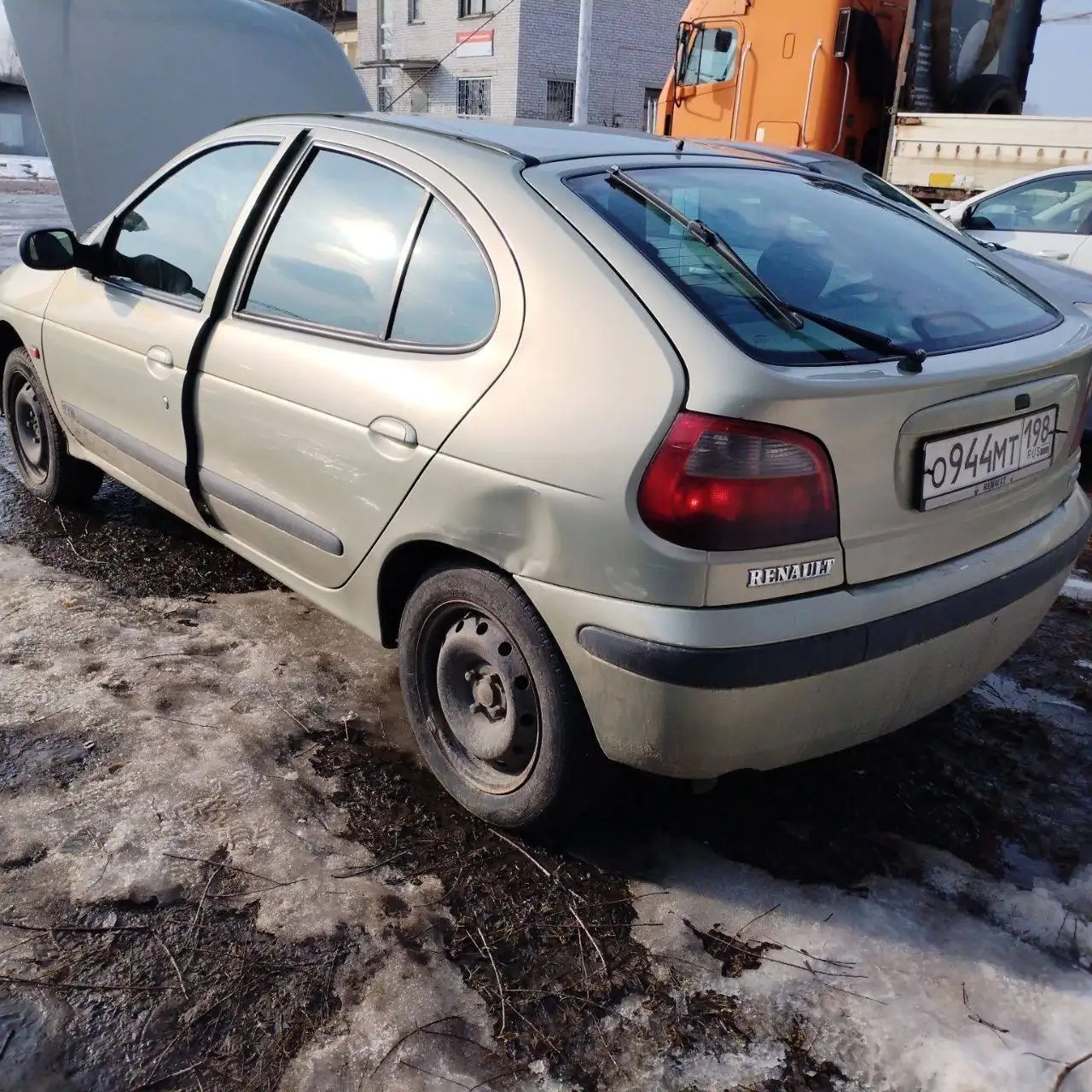 Renault Megane I рестайлинг 2001 год 1.6 автомат - Легковые автомобили (Авто) в Волхов