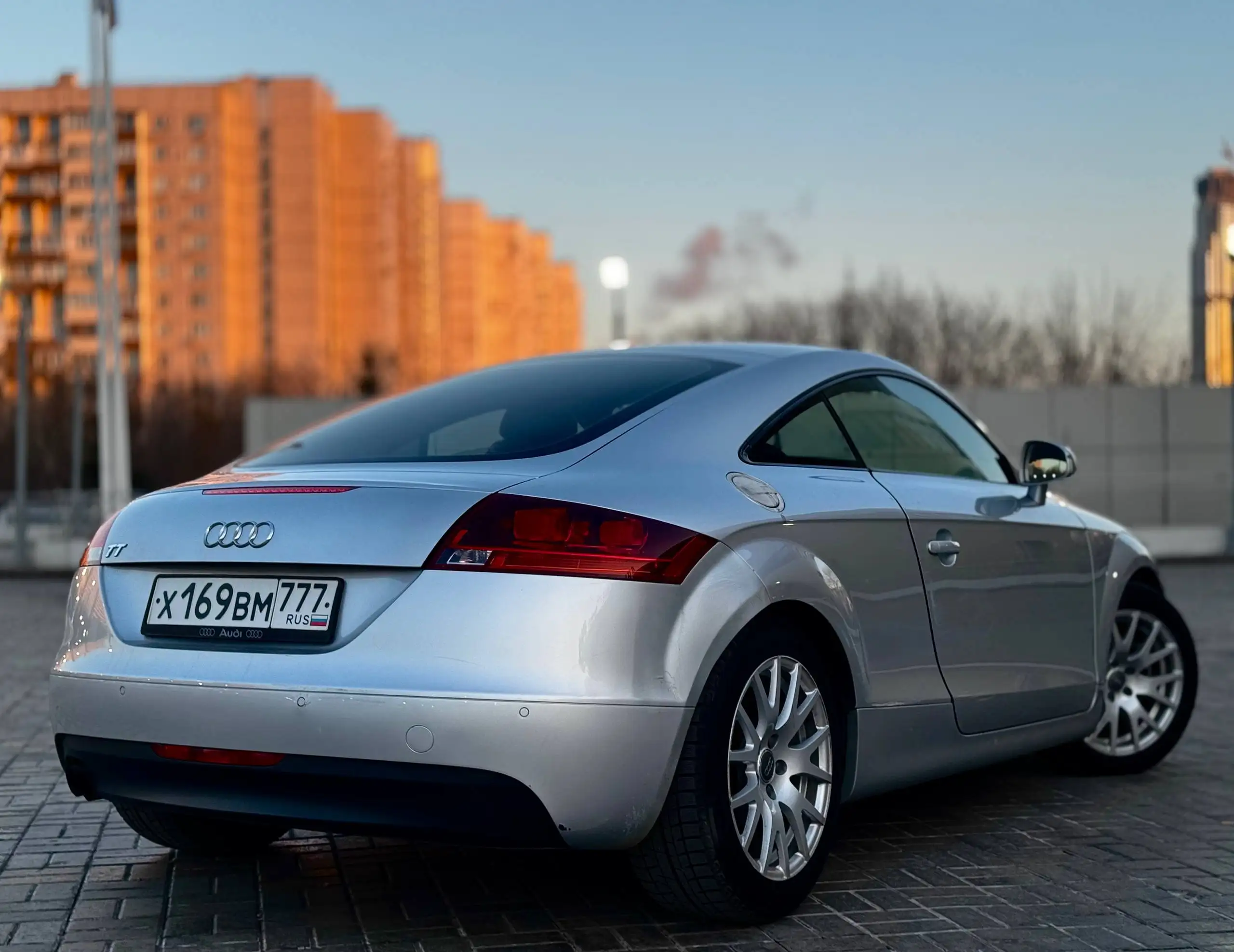 Audi TT 2008 года 2.0 FWD бензин робот - Легковые автомобили (Авто) в Санкт-Петербург
