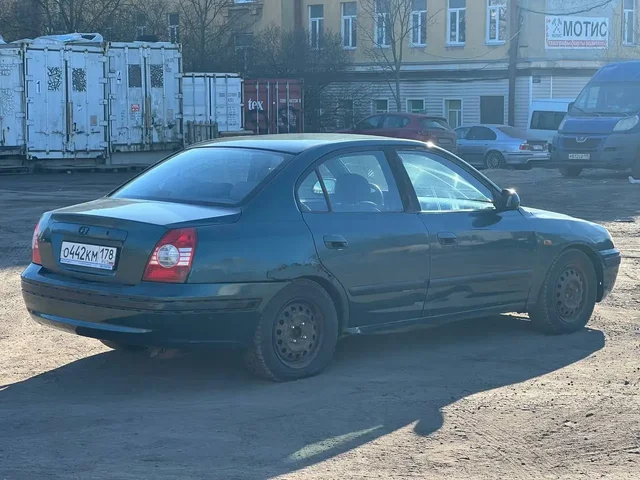 Hyundai Elantra 2004 года 1.6 АТ - Квадроциклы в Санкт-Петербург
