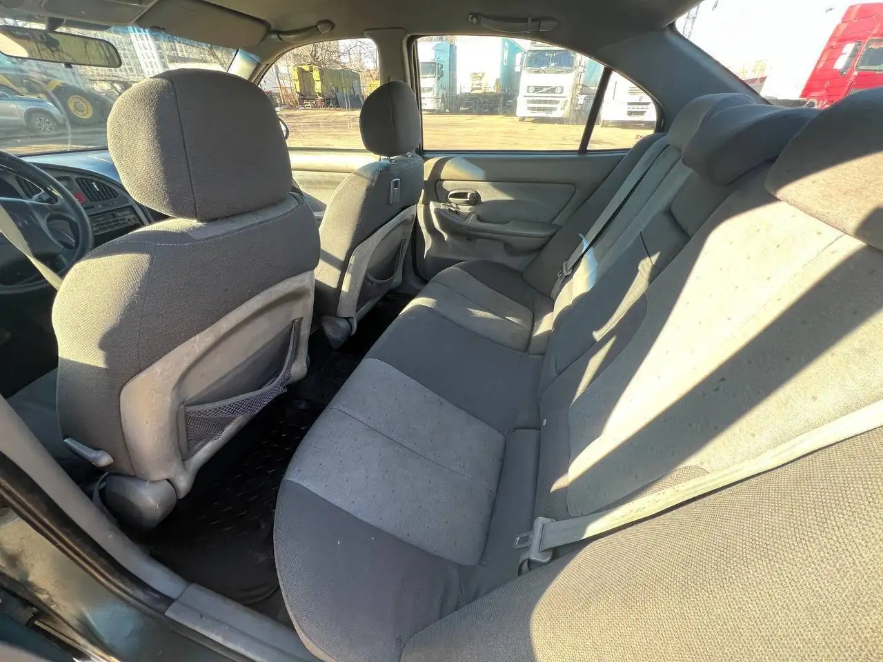 Hyundai Elantra 2004 года 1.6 АТ - Авто в Санкт-Петербург