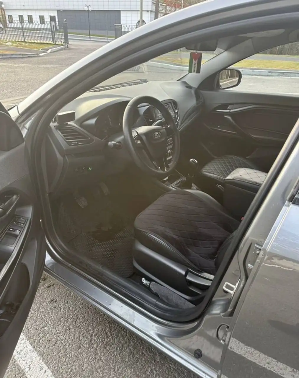 Автомобиль 2016 года с пробегом 162000 км, ГБО - Легковые автомобили (Авто) в Санкт-Петербург