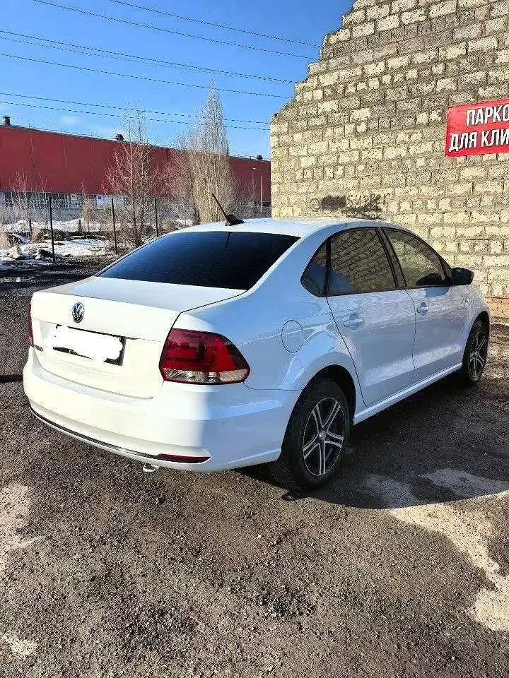 Volkswagen Polo 1.6 MT 2018 года - Легковые автомобили (Авто) в Самара