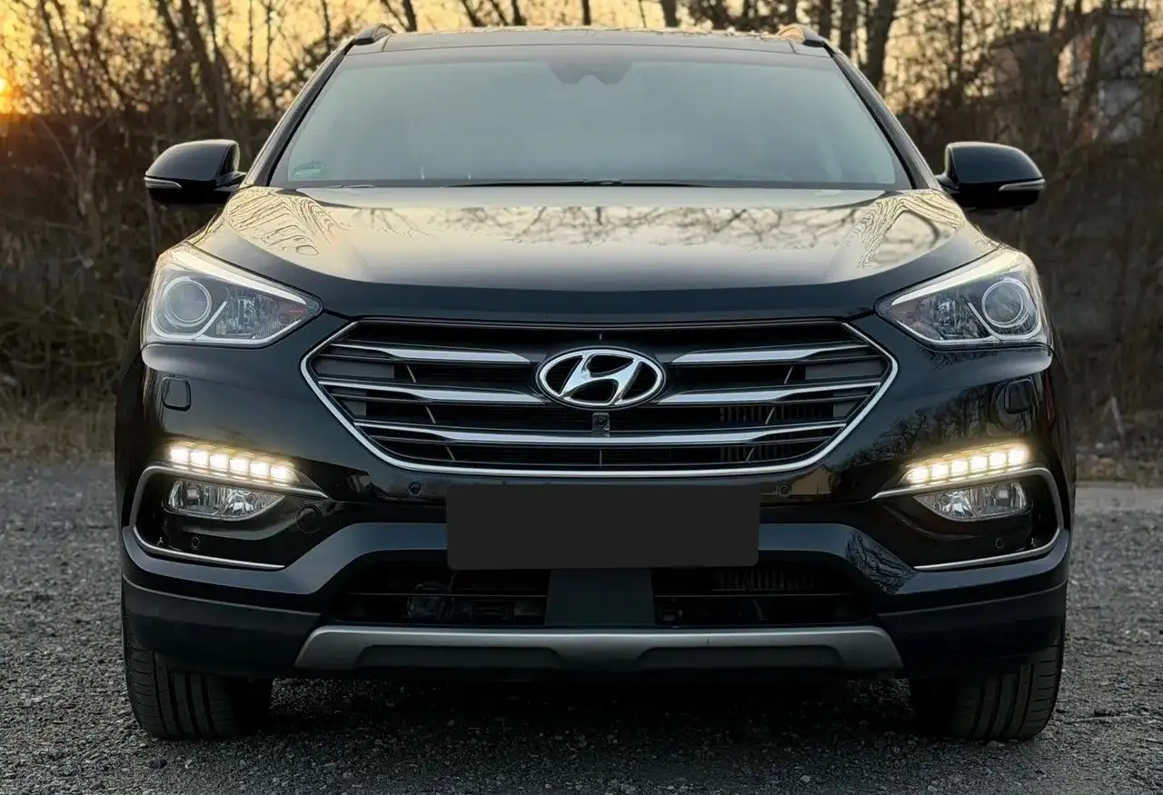 Продажа Hyundai Santa FE 2017 года - Легковые автомобили (Авто) в Санкт-Петербург