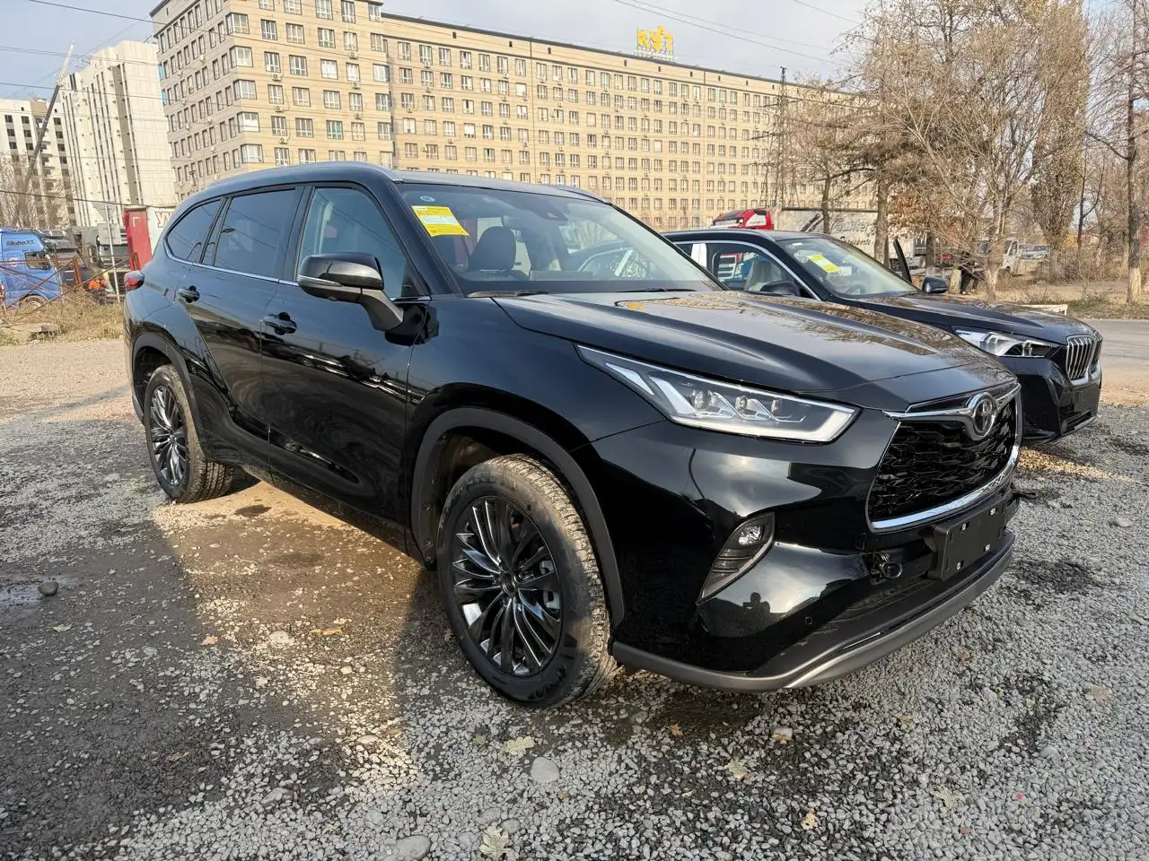 Toyota Highlander 2.0 AT 4WD 2026 - Авто в Казань