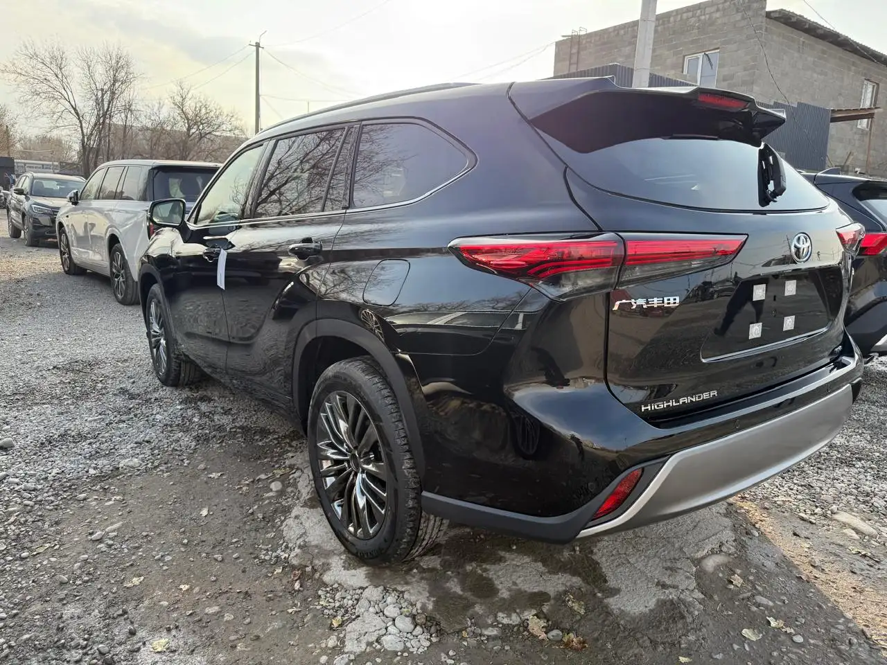 Toyota Highlander 2.0 AT 4WD 2026 - Авто в Казань