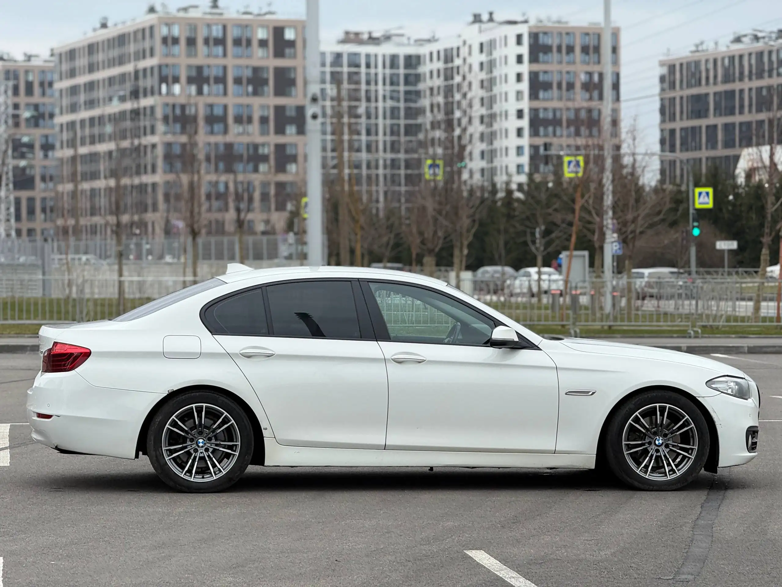 Продажа BMW 528i 2013 года - Легковые автомобили (Авто) в Санкт-Петербург