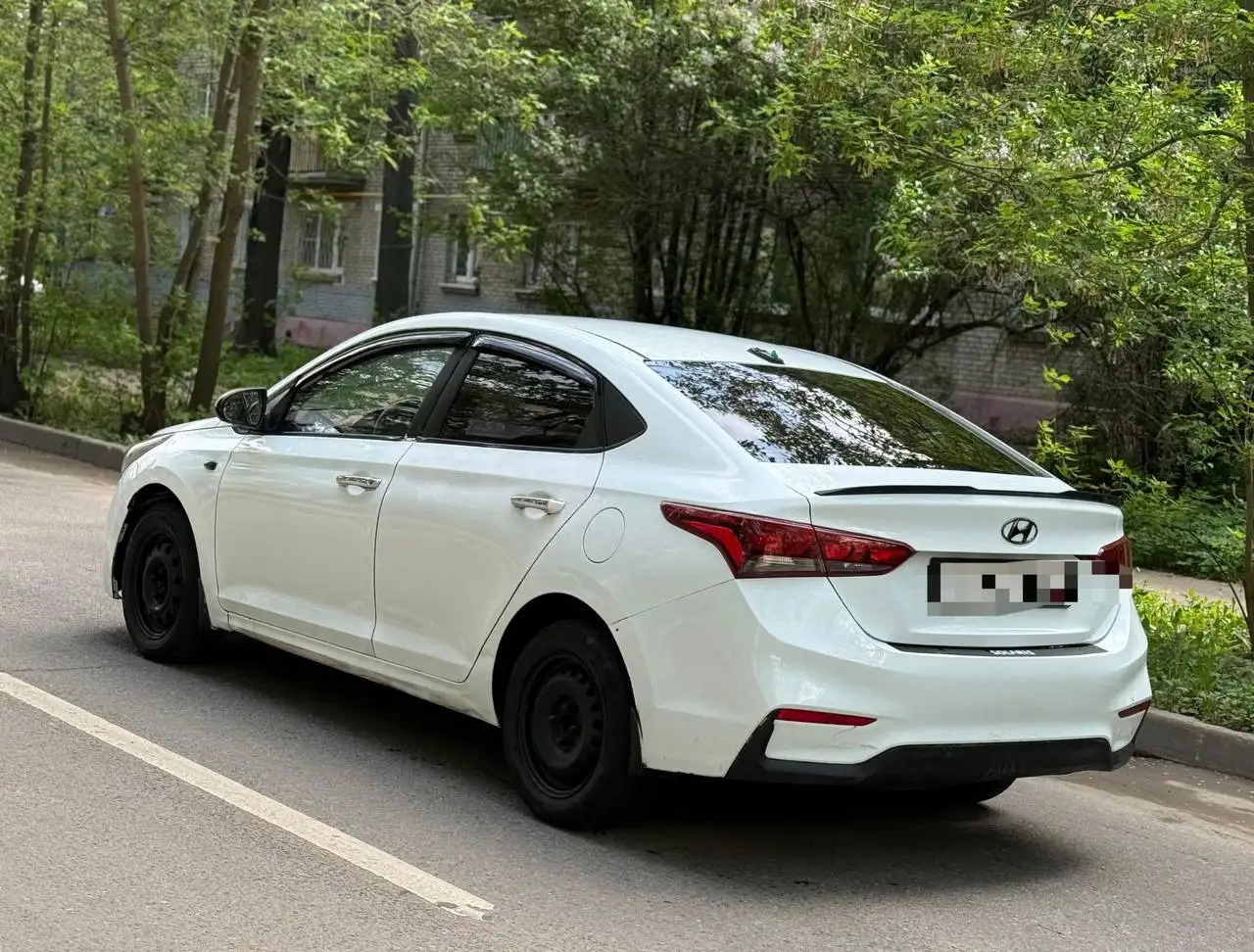 HYUNDAI SOLARIS 1.6 AT, 2017 - Легковые автомобили (Авто) в Москва
