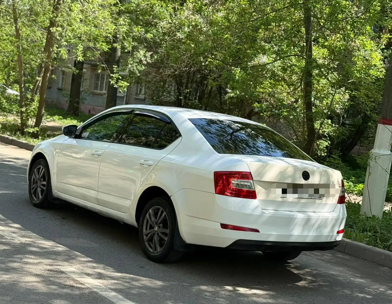 SKODA OCTAVIA 2015 - Легковые автомобили (Авто) в Москва