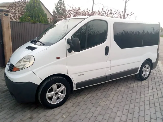 Renault Trafic 2007 - Авто в Санкт-Петербург