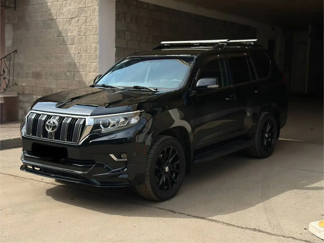 Toyota Land Cruiser 150 2019 - Внедорожники (Авто) в Москва