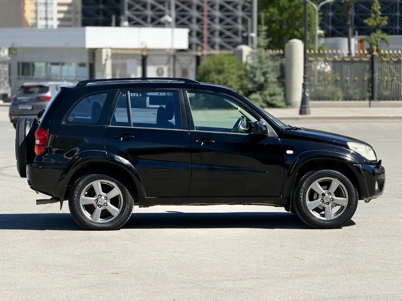 Toyota RAV4 2004 в Екатеринбурге - Toyota RAV4 (Авто) в Екатеринбург