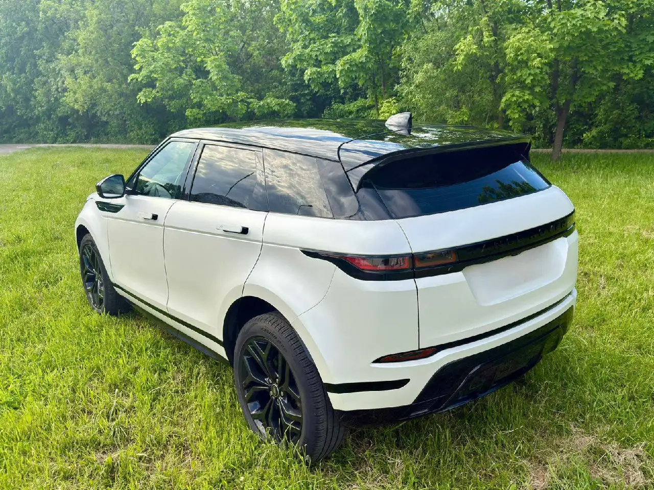 Land Rover Range Rover Evoque 2020 - Внедорожники (Авто) в Москва