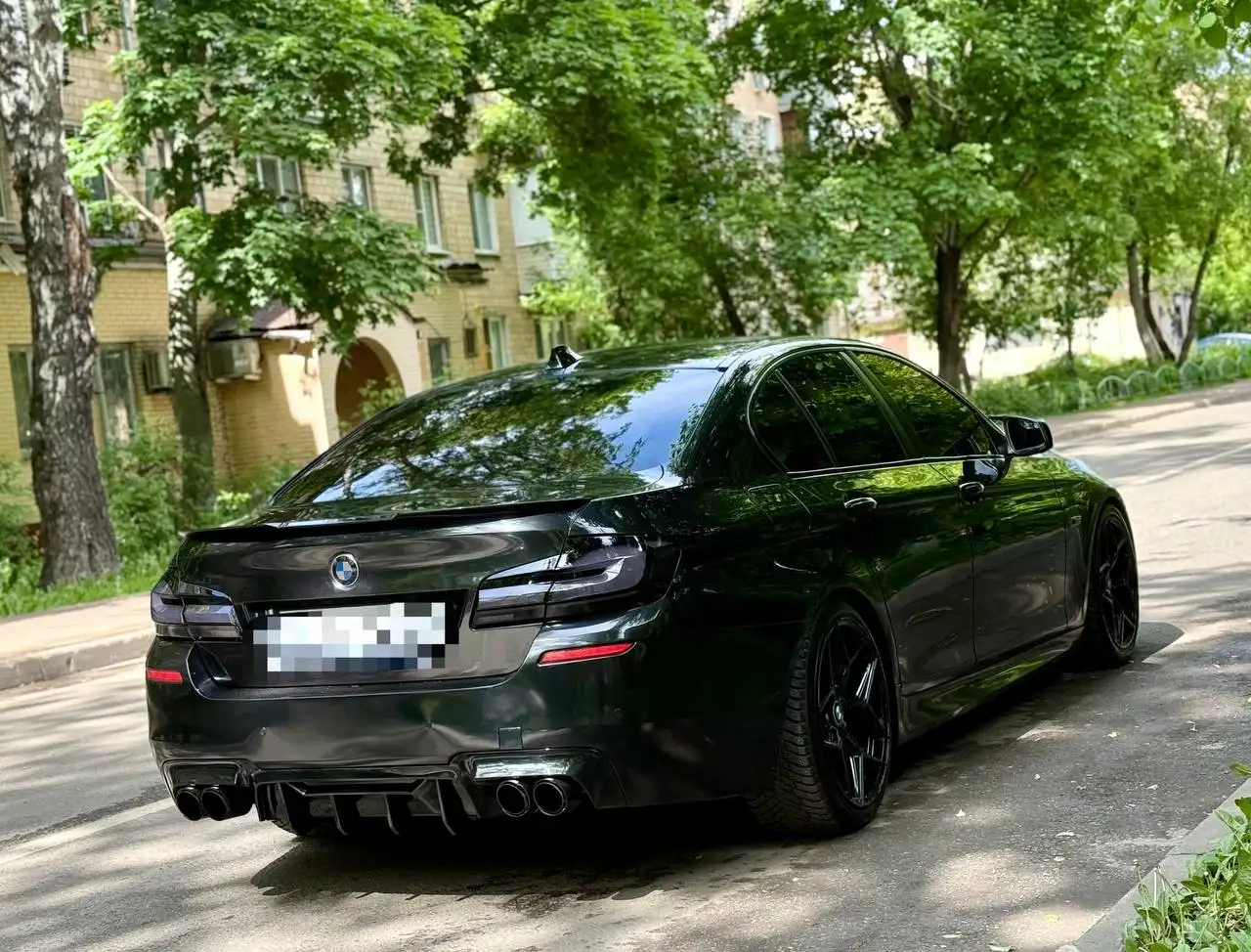 BMW 5-Series (528i) 2010 - Продажа автомобилей (Авто) в Москва