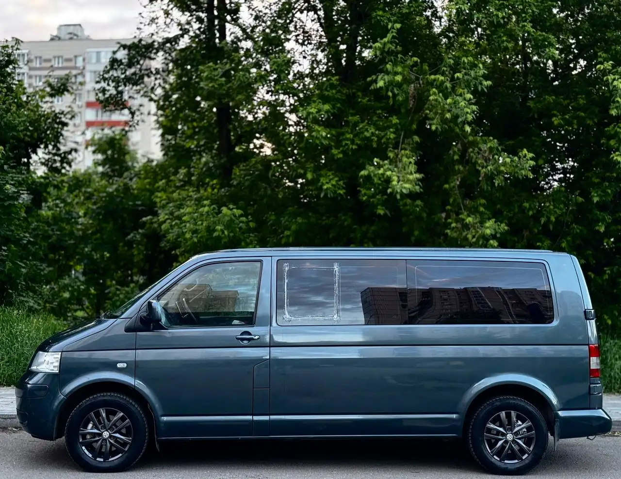 Volkswagen Caravelle 2005 Дизель - Микроавтобусы (Авто) в Санкт-Петербург