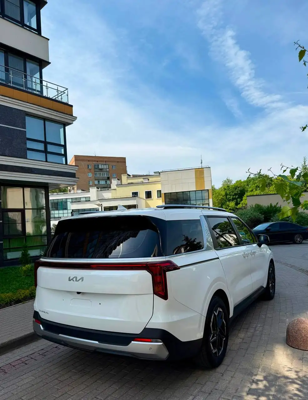 Kia Carnival 2024 - Минивэны (Авто) в Москва