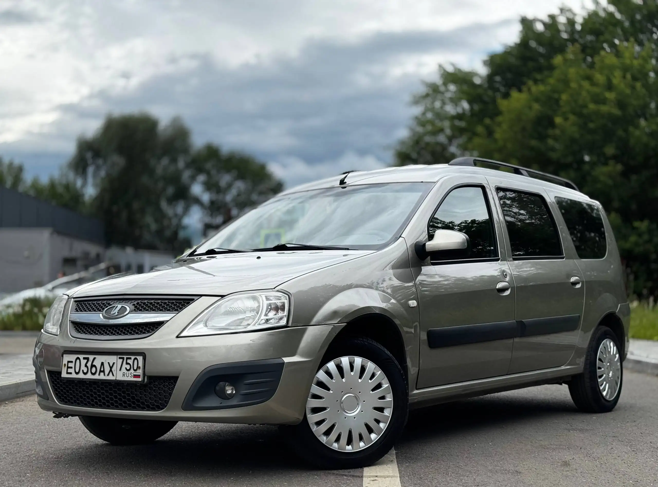 Lada Largus 2014, 1.6 MT, 1 владелец - Легковые автомобили (Авто) в Санкт-Петербург