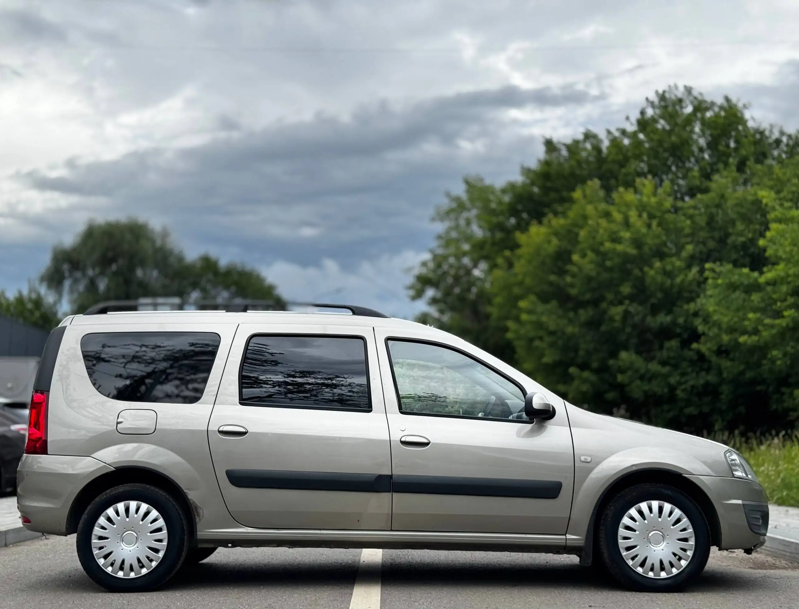 Lada Largus 2014, 1.6 MT, 1 владелец - Легковые автомобили (Авто) в Санкт-Петербург