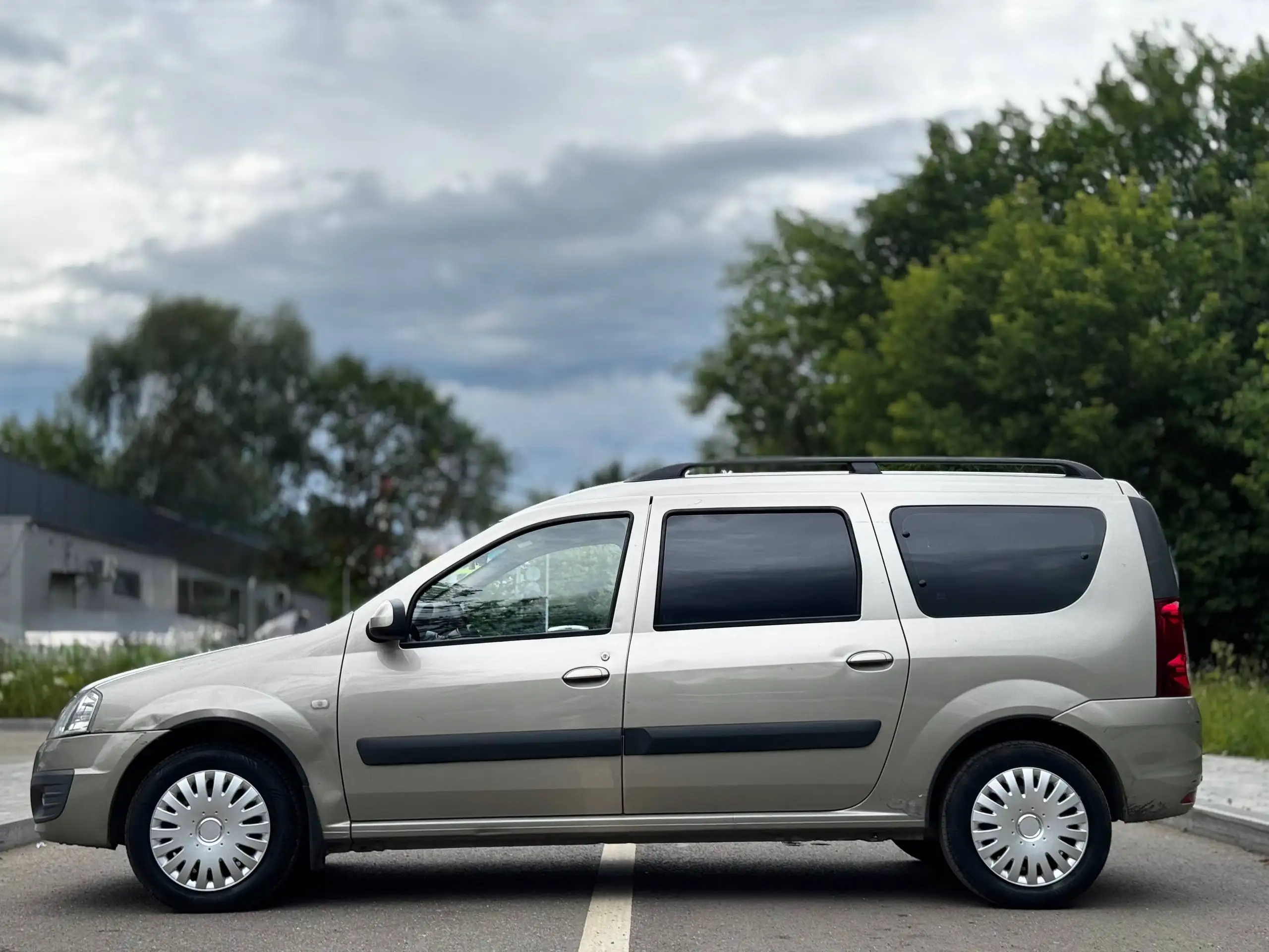 Lada Largus 2014, 1.6 MT, 1 владелец - Легковые автомобили (Авто) в Санкт-Петербург