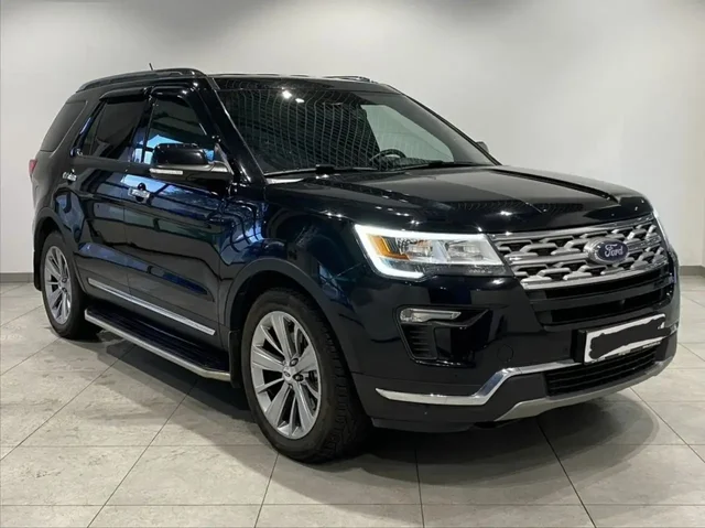 Ford Explorer 2018 в отличном состоянии - Аксессуары для авто в Москва