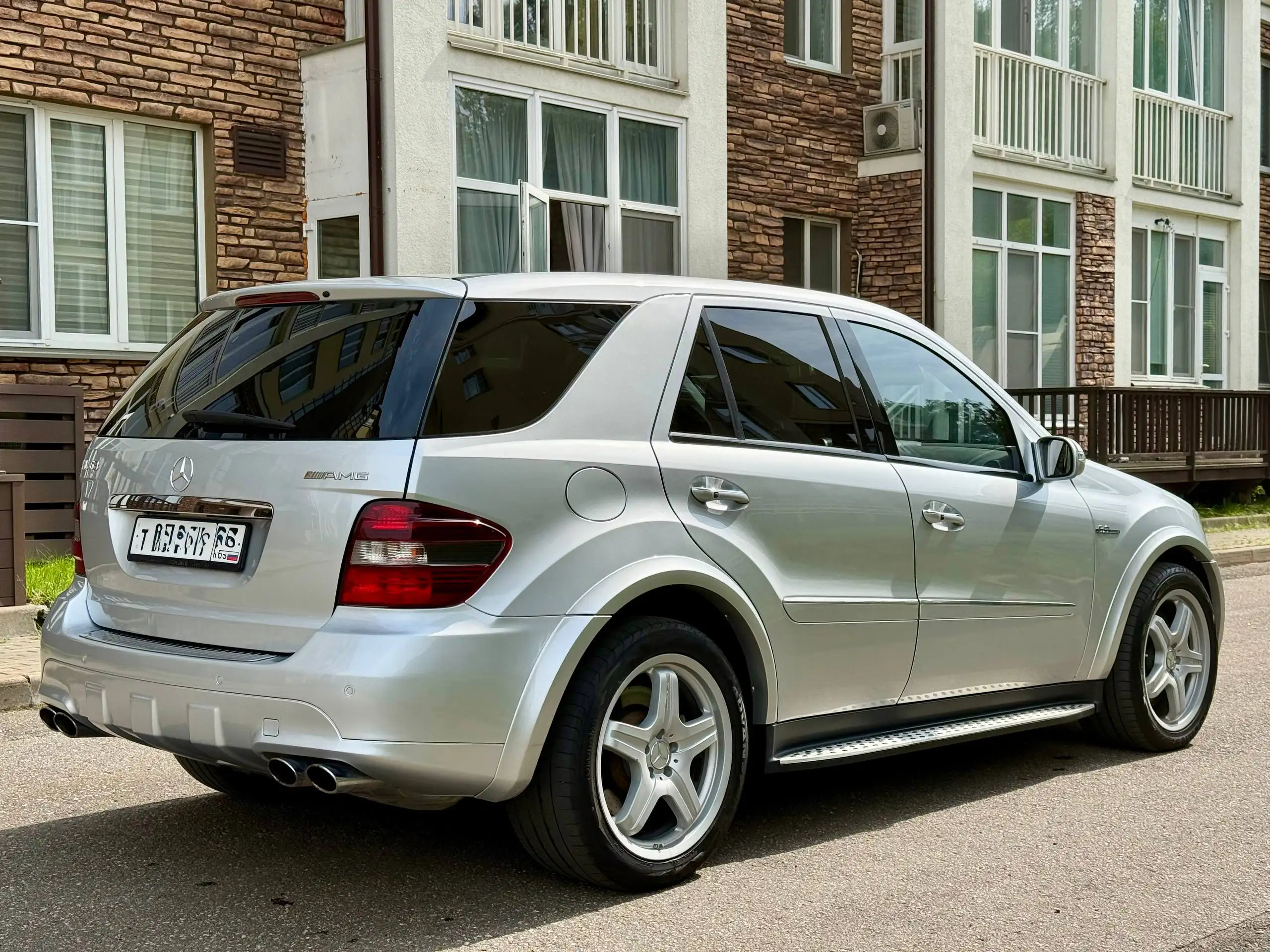 Mercedes-Benz ML63 AMG 2008 - Внедорожники (Авто) в Москва