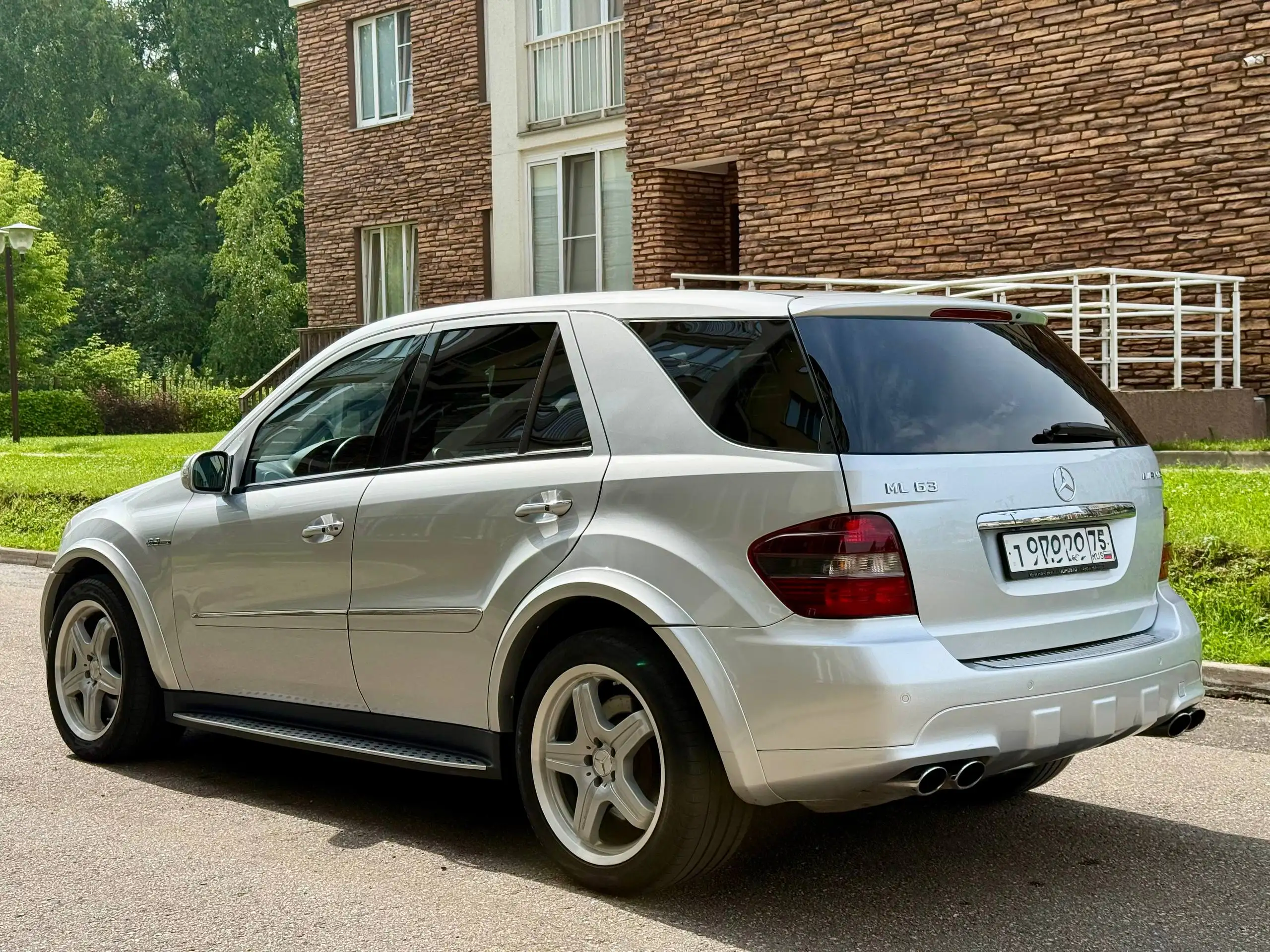 Mercedes-Benz ML63 AMG 2008 - Внедорожники (Авто) в Москва